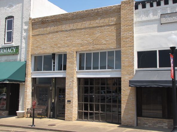 113 E Main St, Henderson, TX 75652
